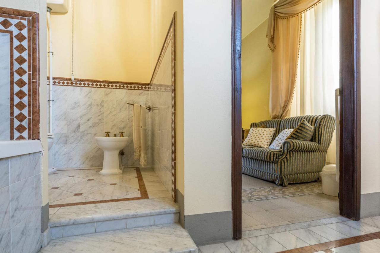 Villa Ines Charme Near Lucca อัลโตพาสซิโอ ภายนอก รูปภาพ