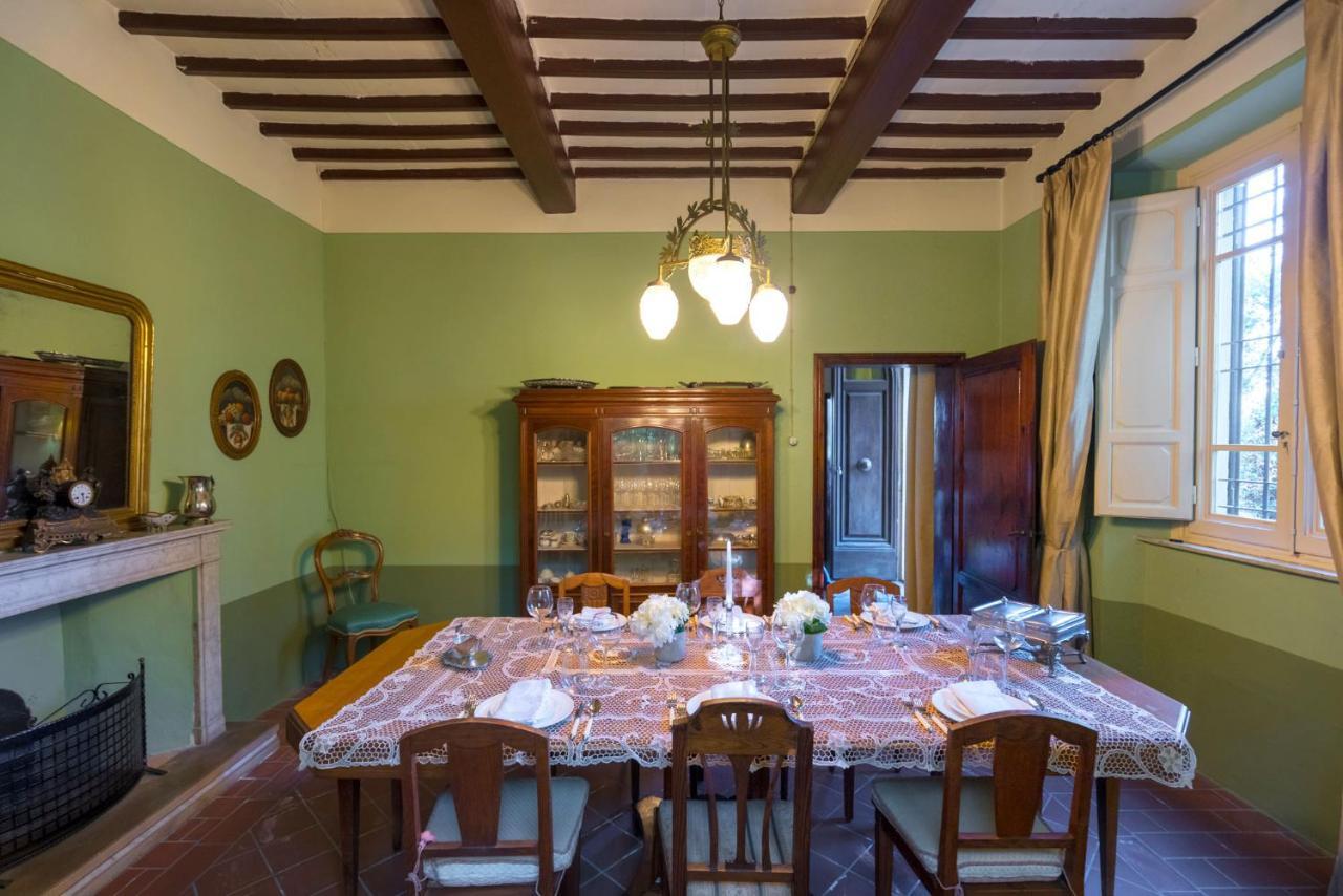 Villa Ines Charme Near Lucca อัลโตพาสซิโอ ภายนอก รูปภาพ