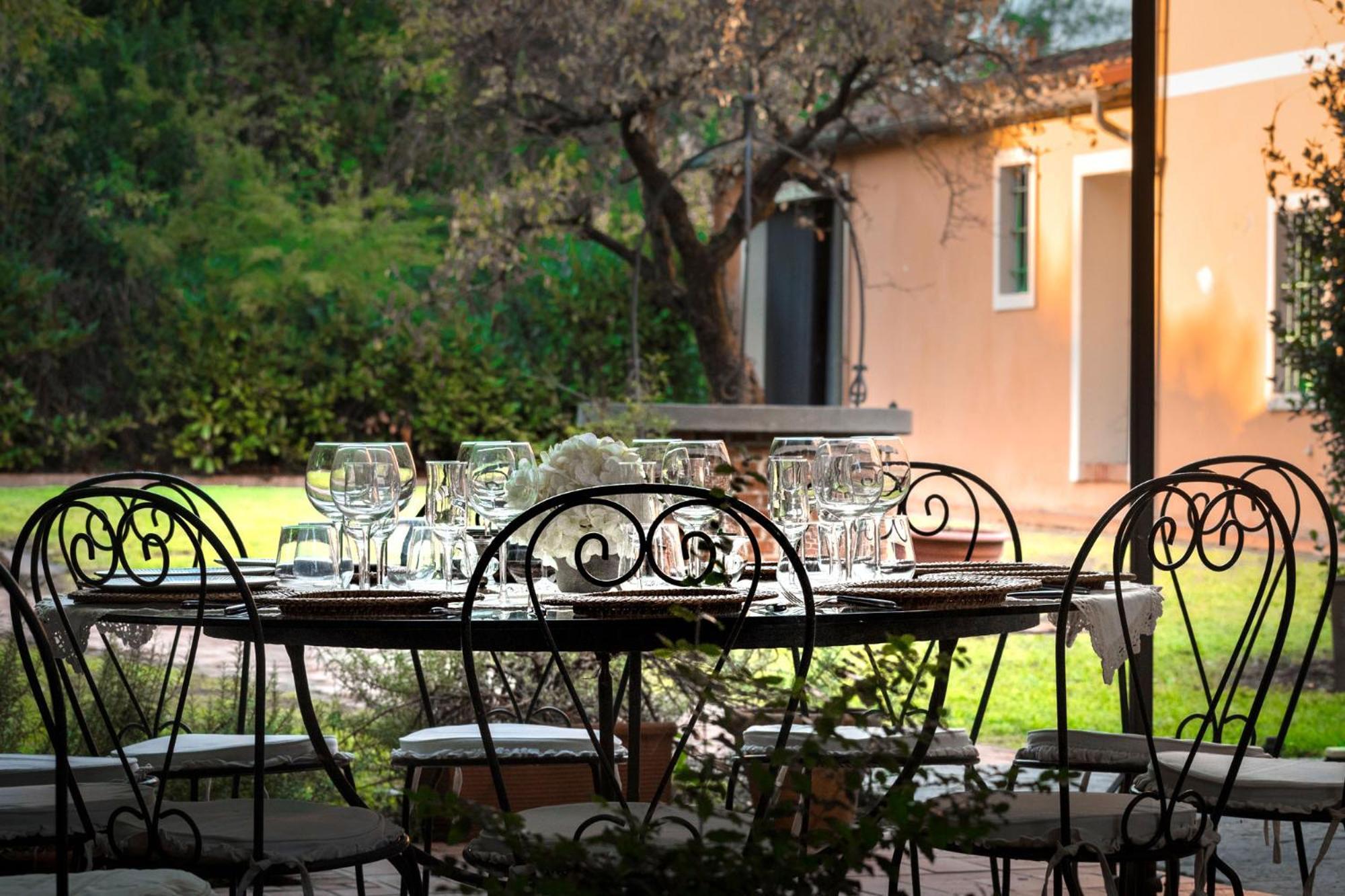Villa Ines Charme Near Lucca อัลโตพาสซิโอ ภายนอก รูปภาพ